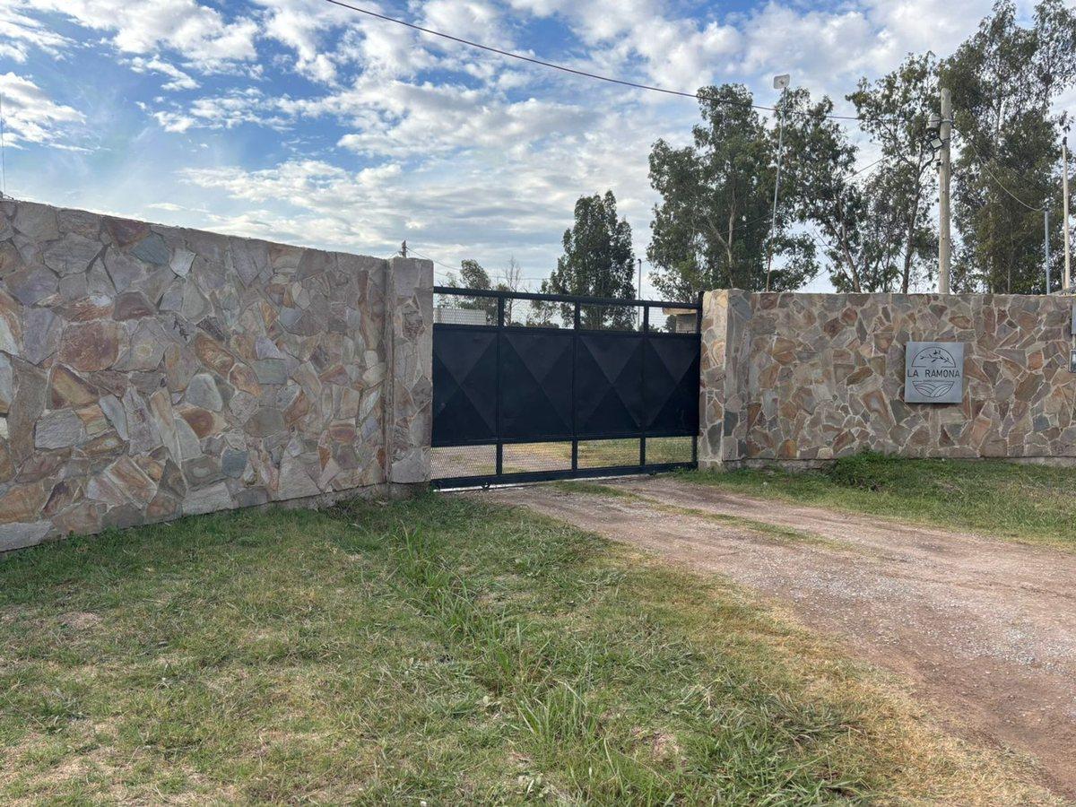 Rivera 800,  Longchamps, Almirante Brown