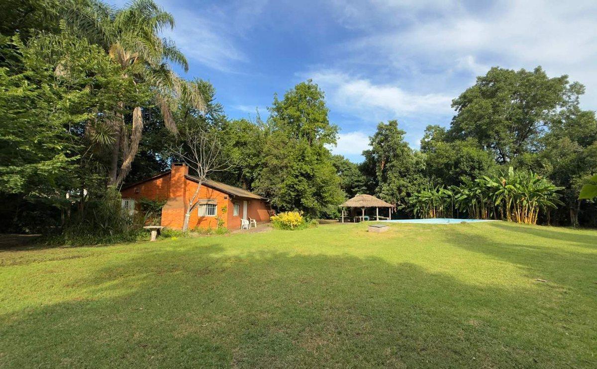Brasil 0, Garín, Escobar