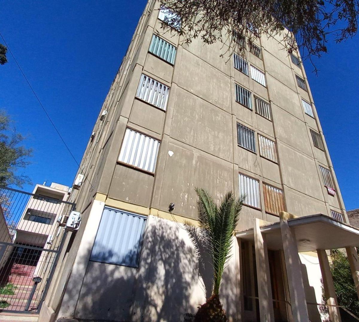 Avenida Juan B. Justo 300