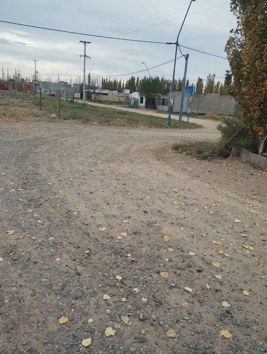 Calle 5 1200,  General Roca, Río Negro