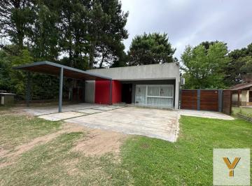 Casa · 128m² · 4 Ambientes · 2 Cocheras · Casa en Venta - 3 Dorm. 3 Baños - 602 m² - Valeria del Mar