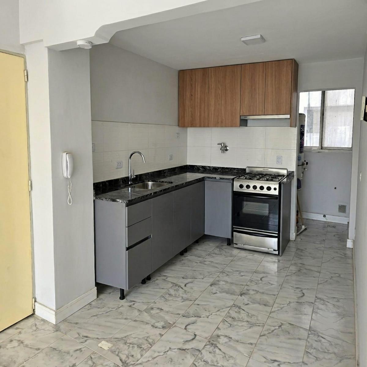 Avenida Gaona 2300
