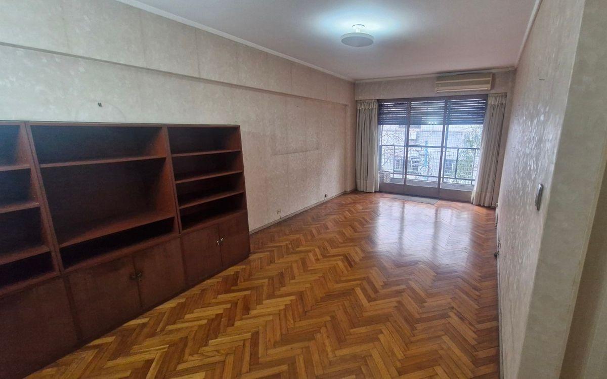 Avenida Entre Ríos 1000