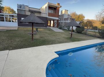 Departamento · 50m² · 4 Ambientes · 1 Cochera · Departamento de 1 Dormitorio en Alquiler en Complejo "Villa Italia" Bialet Masse