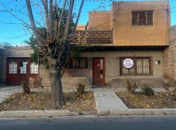 Casa de 10 ambientes, Las Cañas · Casa en Venta Calle Pedro Vargas, Las Cañas, Gllen