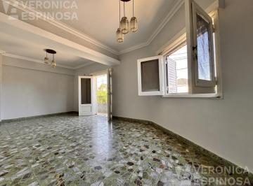 PH · 150m² · 4 Ambientes · 1 Cochera · PH Departamento de Cuatro Ambientes y Cochera en Venta en Moron