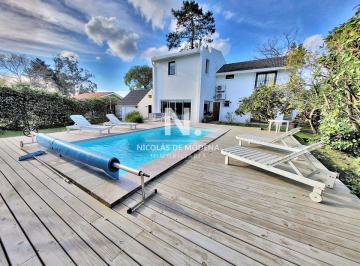 Foto1 · Espectacular Casa en Pinares Para Vivirla Todo El Año!