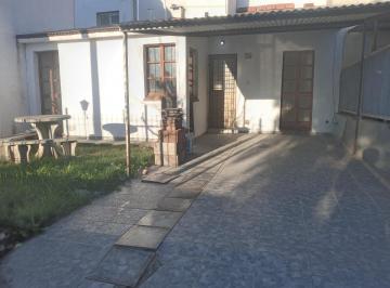 Casa de 6 ambientes, Córdoba · Casa en B° Las Palmas