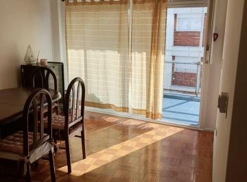 Departamento de 3 ambientes, Once · Lindo y Comodo Dpto 3 Amb C/balcon Fte Hiper Luminoso