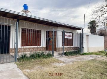 Casa de 4 ambientes, San Rafael · Oportunidad de Adquirir "Casa Esquina con Buena Distribución" en San Rafael - Mza