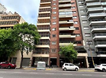 Departamento de 4 ambientes, Caballito · Piso 4 Amb - Cochera - Terraza Propia - Bajas Expensas