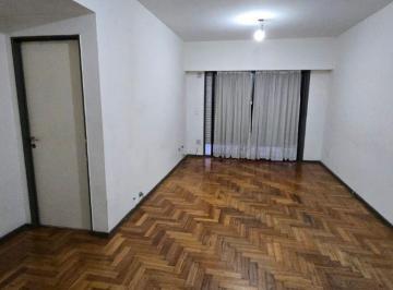 Departamento de 2 ambientes, Avellaneda · Departamento 2 Amb. Frente con Balcón