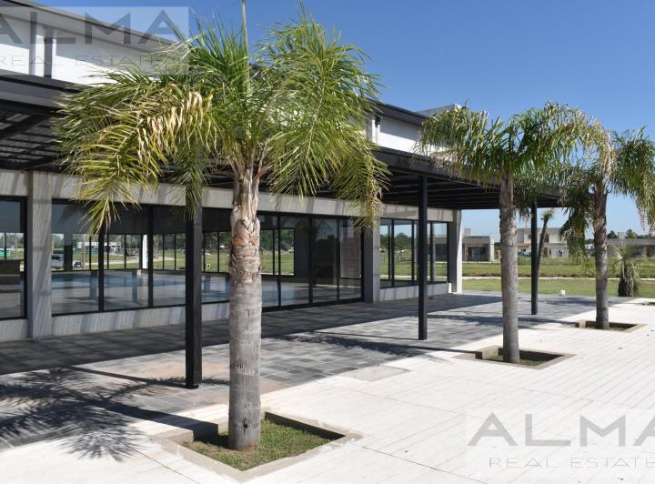 Terreno · 640m²