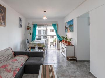 Departamento · 60m² · 4 Ambientes · Vta Dpto 3 Ambientes Al Frente C/balcón en Complejo de San Fernando