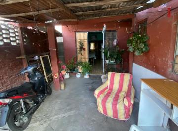 Casa · 130m² · 5 Ambientes · 1 Cochera · Casa Departamento a Refaccionar en San Fernando – Lote Propio 300 m²