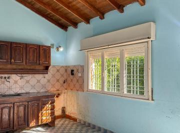 Casa · 90m² · 4 Ambientes · 2 Cocheras · Casa en Alfar