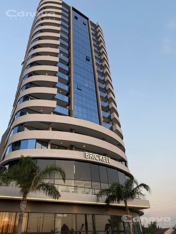 The Brickell Tigre Luis Garcia y Montevideo