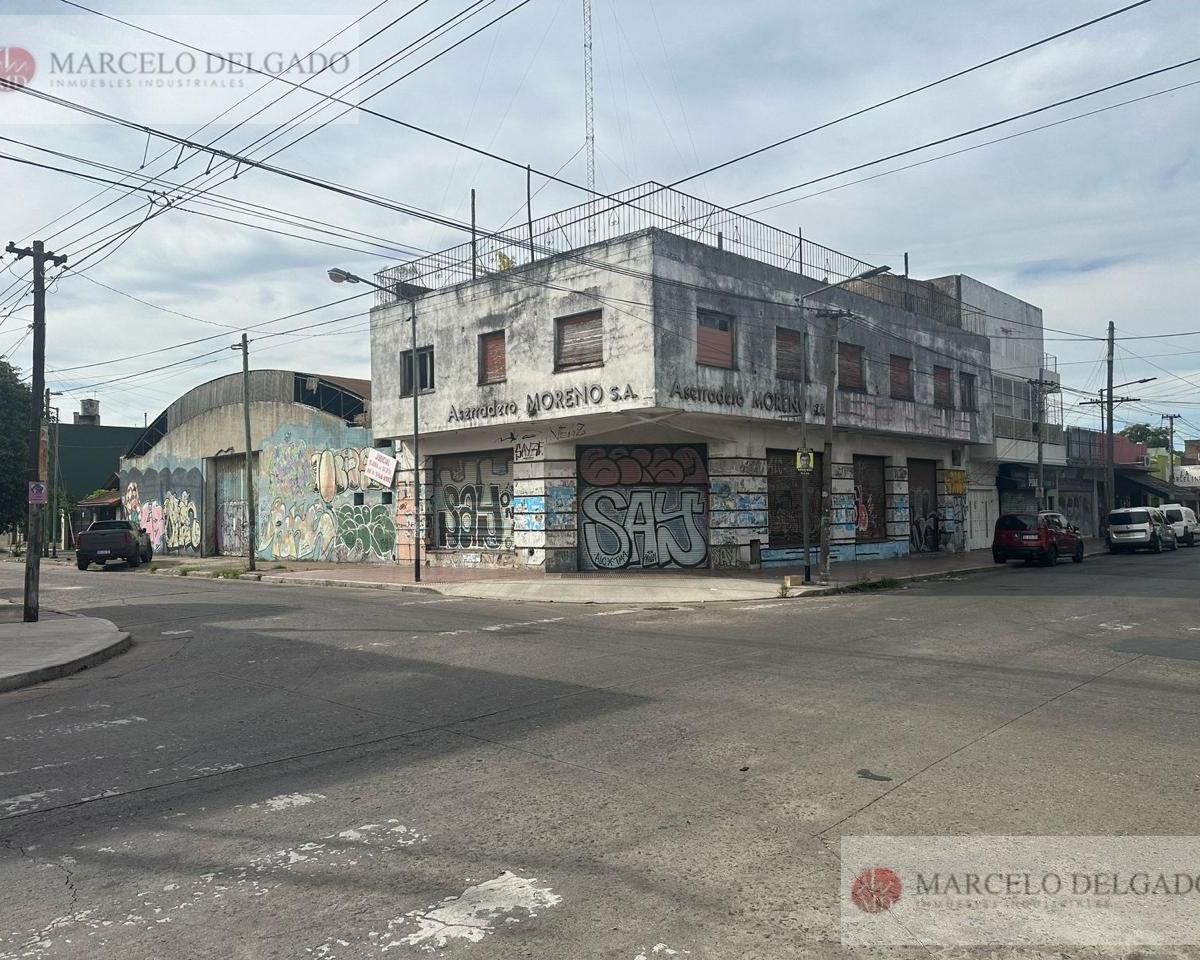 Local en Esquina Moreno y Capdevila, Villa Ballester, General San Martín