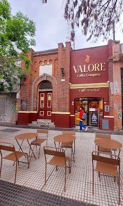 AV. FEDERICO LACROZE 3578. Entre Av cordoba y Alvarez thomas, avda., Colegiales, Capital Federal