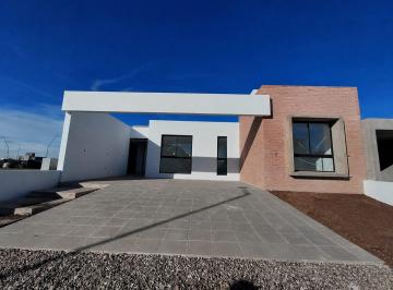 Casa · 120m² · 4 Ambientes · Casa en Venta Rincones de Manantiales Planta Baja 2 Dorm. a Estrenar