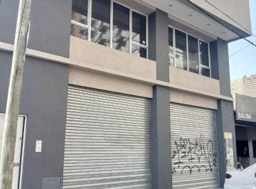 Local comercial · 211m² · Local 211 m² - Ramos Mejia