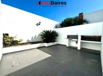 Departamento · 45m² · 2 Ambientes · Departamento/ph en Alquiler con Patio y Parrilla - Villa Lugano - Sin Expensas!