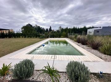 Casa · 189m² · 6 Ambientes · 2 Cocheras · Casa - La Plata