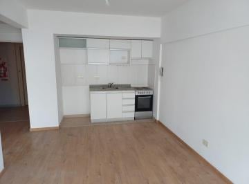 Departamento · 45m² · 2 Ambientes · Alquiler Departamento Dos Ambientes Al Frente con Balcón Caballito Zona Pedro Goyena