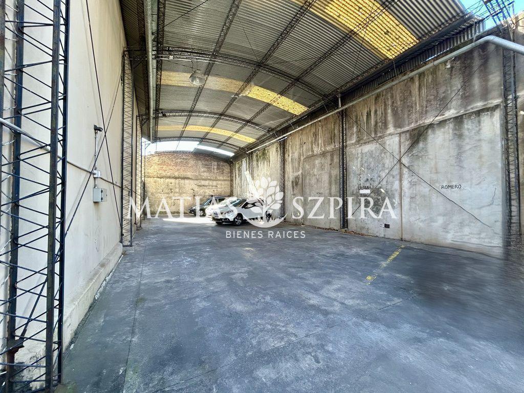 Llavallol 5500. Entre Larsen y Cochrane, Villa Devoto, Capital Federal