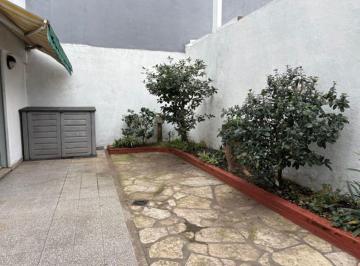 PH de 3 ambientes, Flores · PH 3 Ambientes Al Contrafrente con Amplio Patio con Parrilla y Terraza Propia