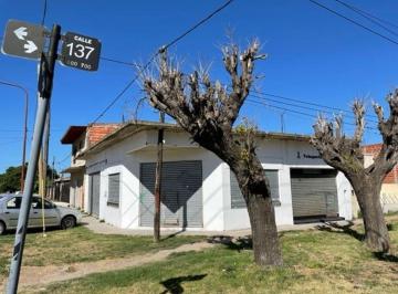 Local comercial de 3 ambientes, La Plata · Venta de Locales Comerciales en Av 137 y 524 - San Carlos