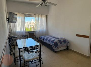 Departamento · 33m² · 2 Ambientes · En Venta - Departamento 2 Ambientes Al Frente Zona Plaza Colón