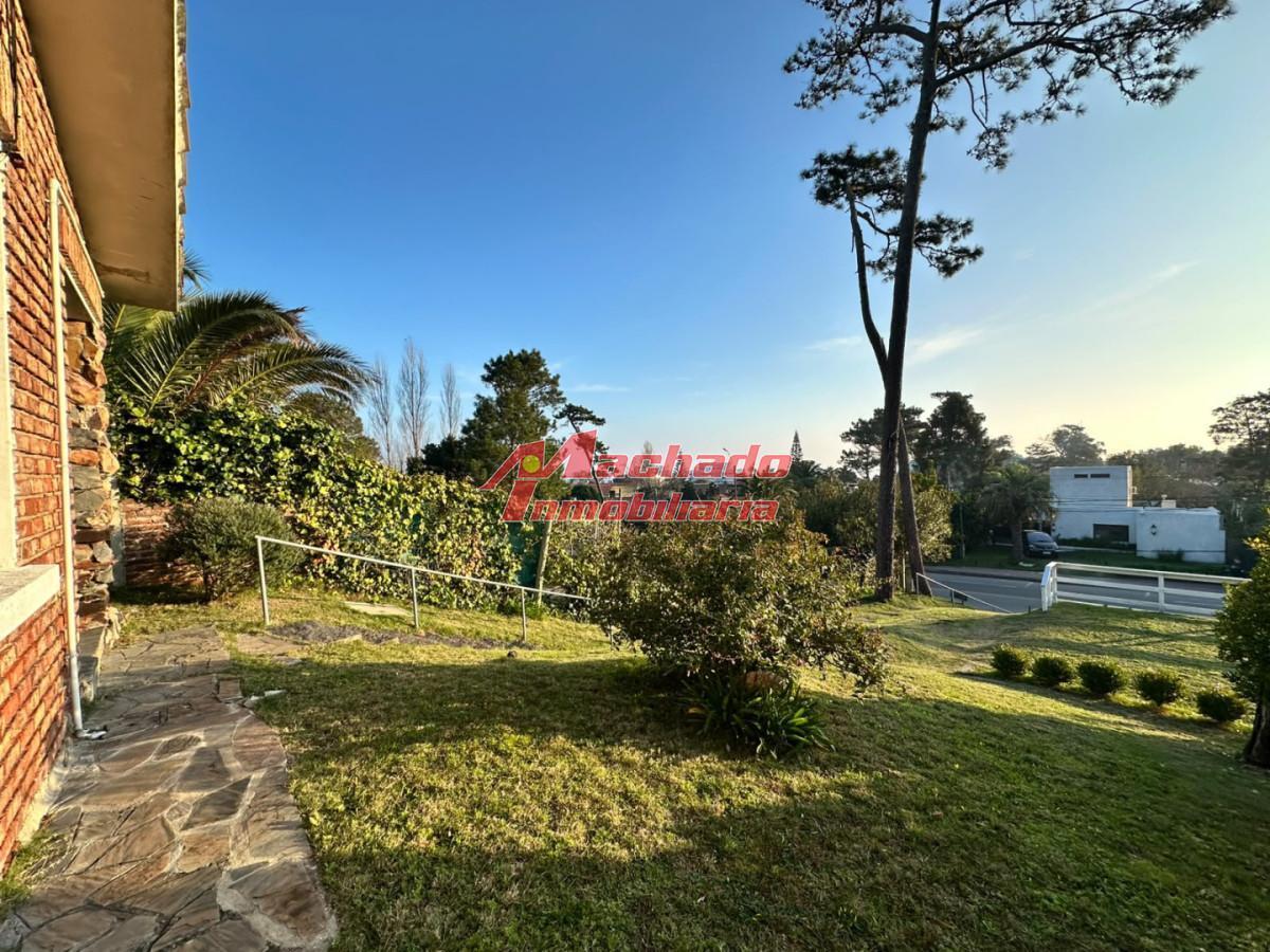 casa muycerca de la Rambla,Punta del Este,Otros Paises