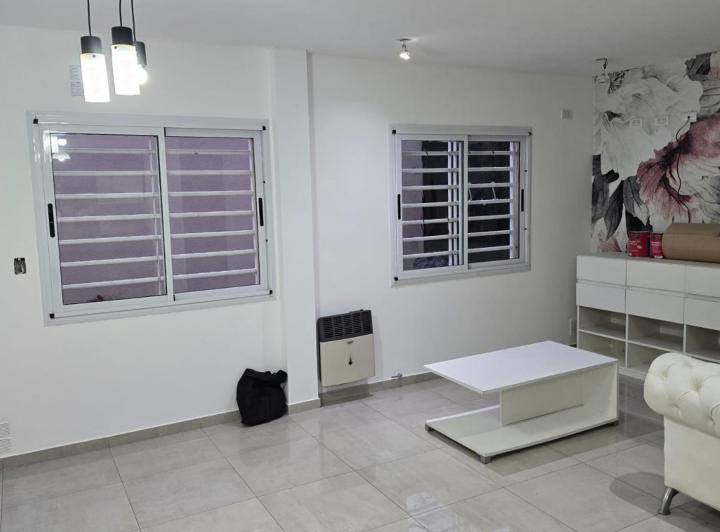 Casa · 62m² · 3 Ambientes · 2 Cocheras