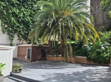 Departamento · 134m² · 4 Ambientes · 1 Cochera · Piso Alto, Edificio en Torre, Mucha Luz y Zona Privilegiada