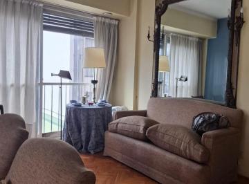 Departamento · 134m² · 3 Ambientes · 1 Cochera · Piso Alto, Luminoso, con Cochera, en Recoleta!
