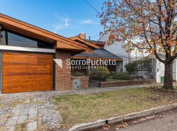 Casa · 196m² · 5 Ambientes · 2 Cocheras · Venta Casa 5 Ambientes en Ramos Mejia