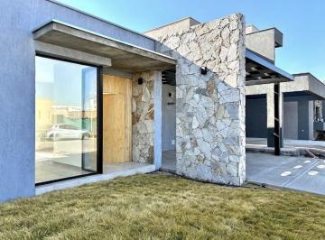 Casa · 134m² · 4 Ambientes · 2 Cocheras · Casa en Alquiler | Las Cortaderas 3 · Guaymallén | 3 Dorm. | a Estrenar