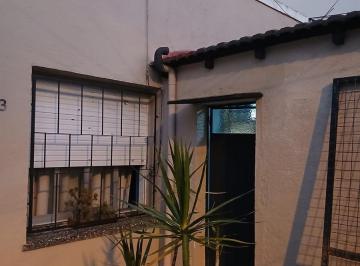 Casa · 122m² · 8 Ambientes · Casa en Villa Ballester