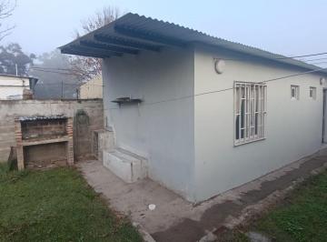 Casa · 100m² · 3 Ambientes · 1 Cochera · Casa Amoblada en Venta - Barrio Avambaé, S Nicolas