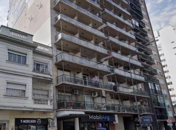 Departamento · 38m² · 2 Ambientes · Av Corrientes - S. Dumont - 2 Amb. Piso Alto con Balcon - Muy Lindo! 42 m² - Amenities - Cochera - Vig 24hs.