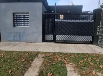 Departamento de 3 ambientes, Quilmes · Departamento con Cochera