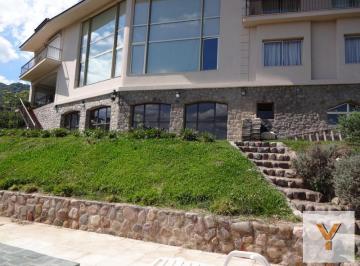 Casa · 500m² · 6 Ambientes · 3 Cocheras · Casa Venta - 5 Dorm. 6 Baños - 11500 m² Totales - Club de Campo Altos de San Lorenzo
