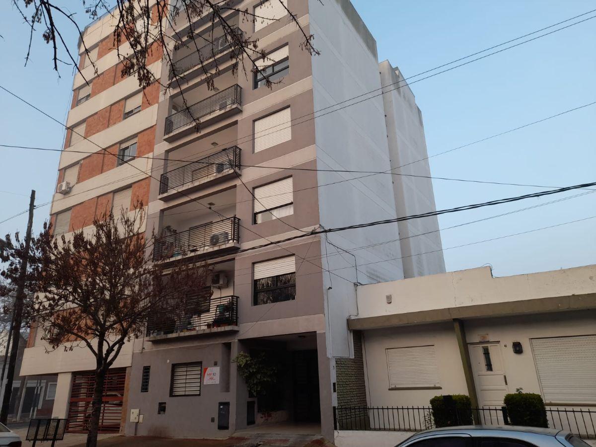 Calle 10 45