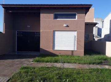 PH · 190m² · 7 Ambientes · Phs en Venta - 5 Dorm. 3 Baños - Felix Camet