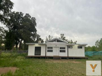 Casa · 80m² · 4 Ambientes · Casa en Venta - 3 Dorm. 2 Baños - 600 m² - Ingeniero Maschwitz