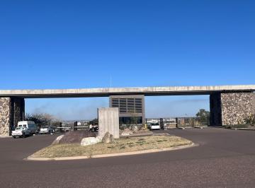 Terreno · 675m² · Hauser Vende Exclusivo Lote en Mendoza Norte Country Club