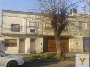 Casa · 258m² · 6 Ambientes · Casa en Venta - 2 Dorm. 1 Baño - Departamento - 400 m² - Tolosa