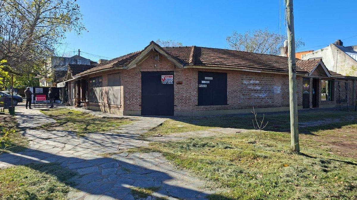 Presidente Sarmiento (esquina los Studs) 1500, Longchamps, Almirante Brown