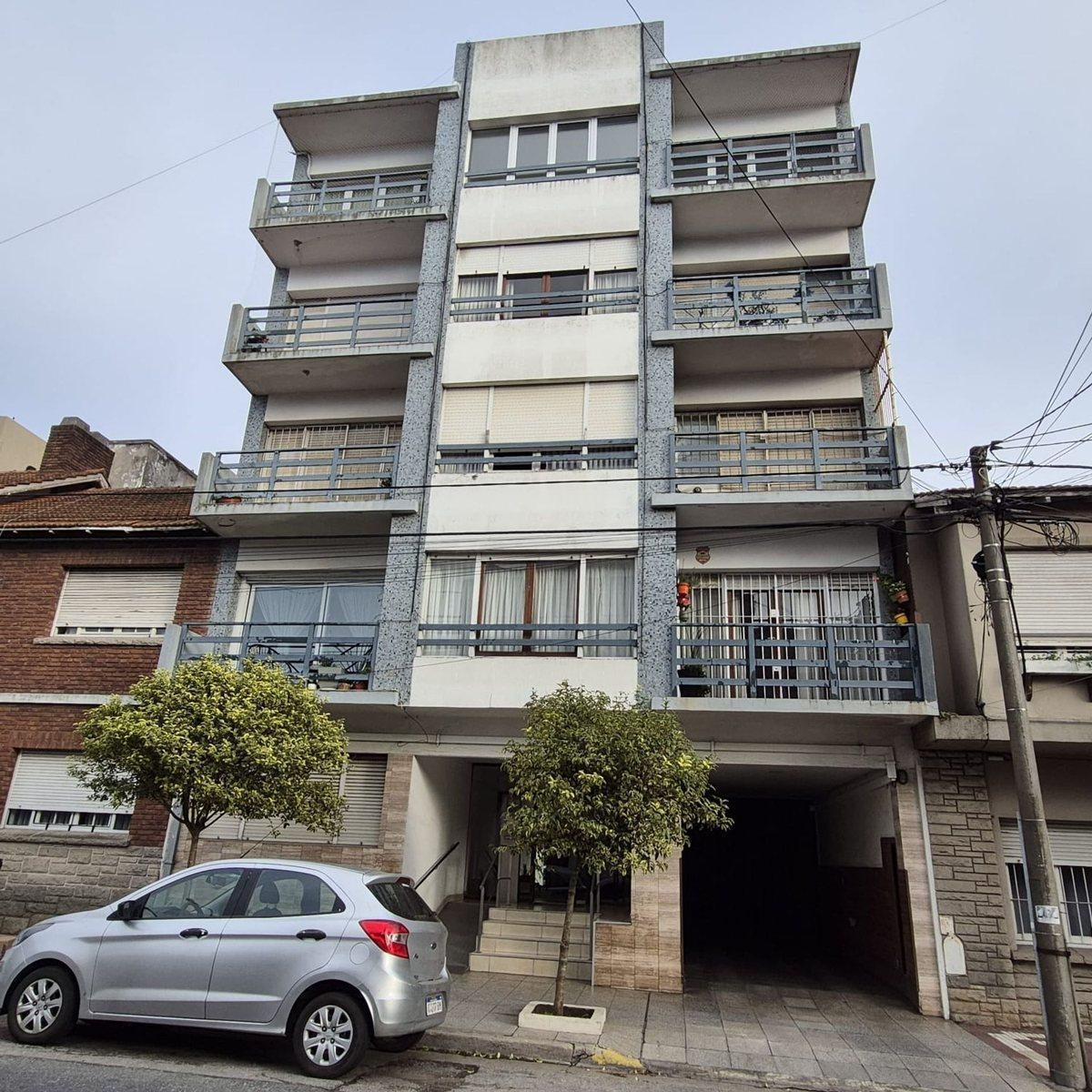 Arenales 3000,  Terminal Vieja, Mar del Plata